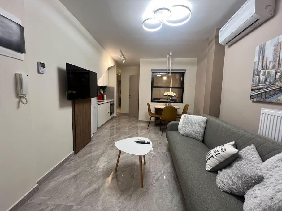 Odyssey Apt 1 Thessaloniki Buitenkant foto