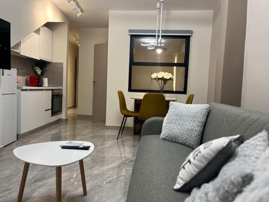 Odyssey Apt 1 Thessaloniki Buitenkant foto